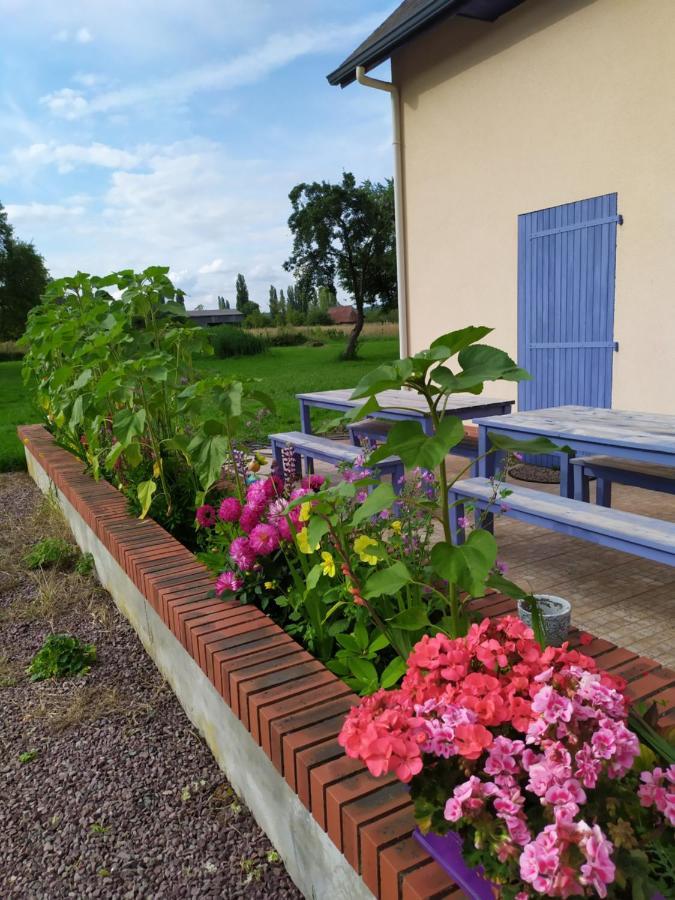 Chambres D'Hotes Le Relais Du Passage De La Roche Le Mesnil-sous-Jumieges Exterior photo